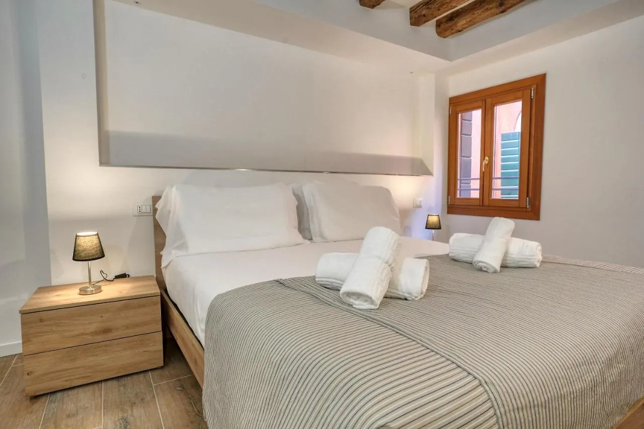 Ecco Suites Apartments Venetië