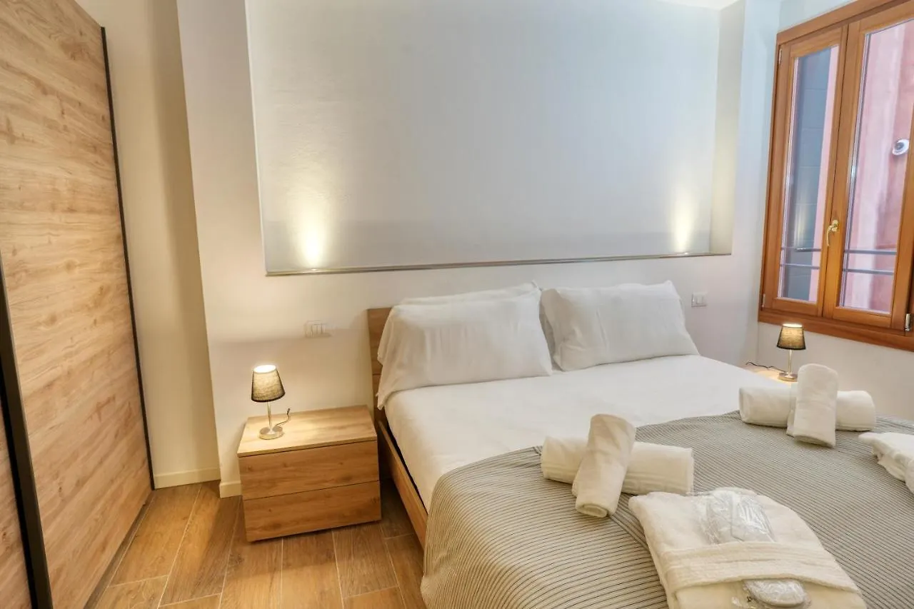 Ecco Suites Apartments Venedig